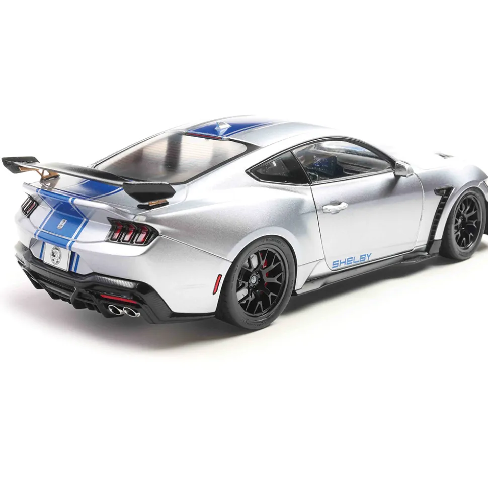 2025 Shelby Mustang Super Snake - Grey 1:18 Scale Diecast Model Car by Solido