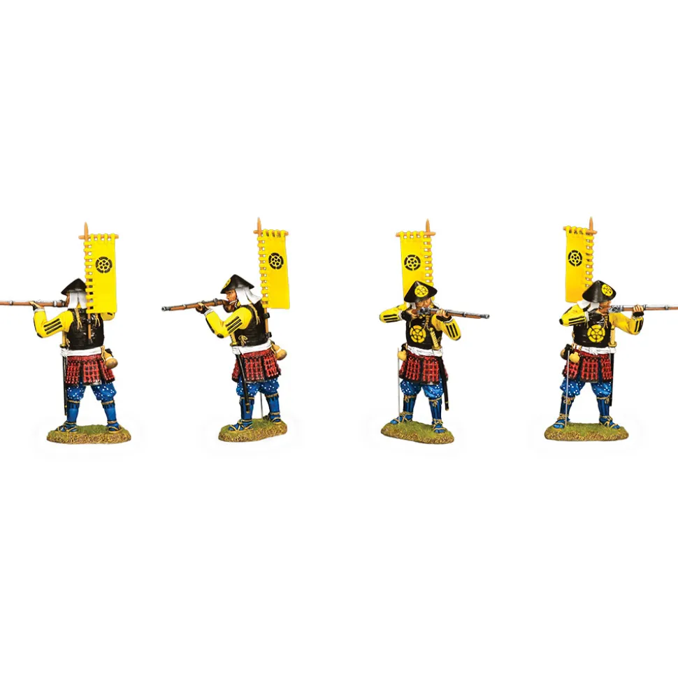 Standing Firing Arquebusier 1/30 Figure K&C (SW010) 1:30 Scale Metal by King and Country