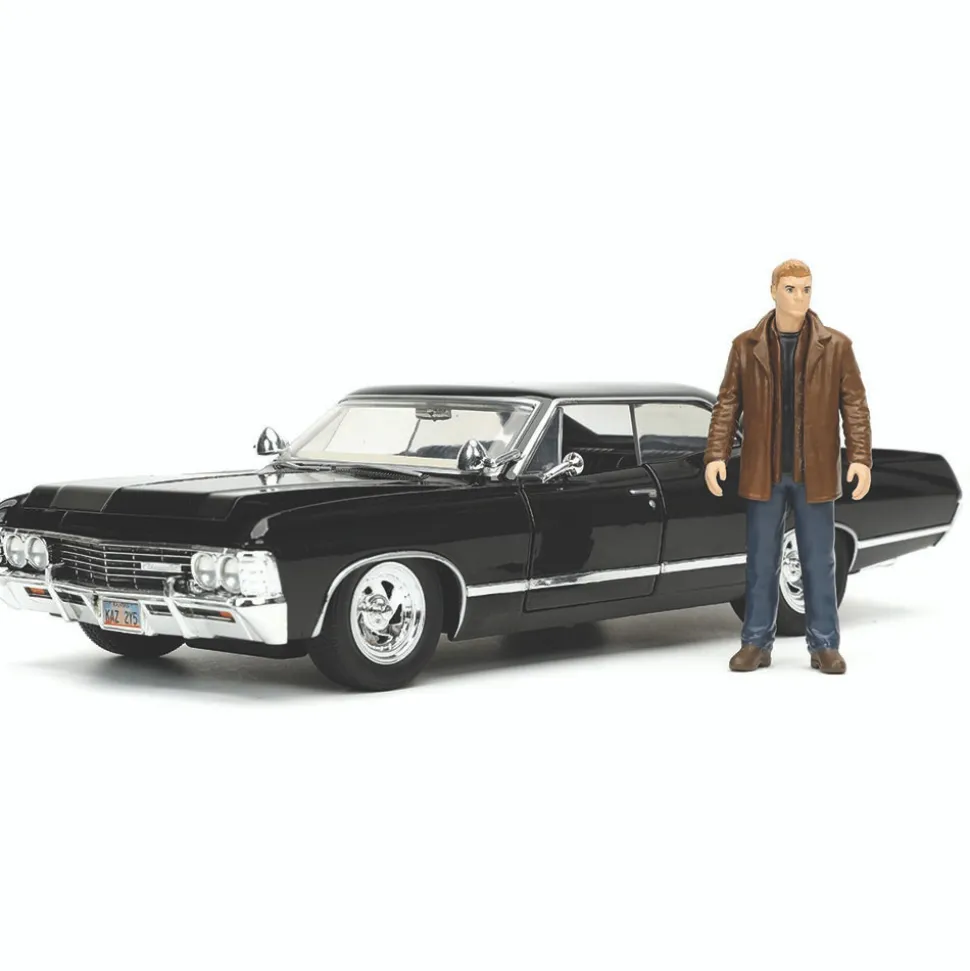 1967 Supernatural Chevy Impala SS w/Dean Winchester Figure 1:24 Scale Diecast Model Car by Jada Toys