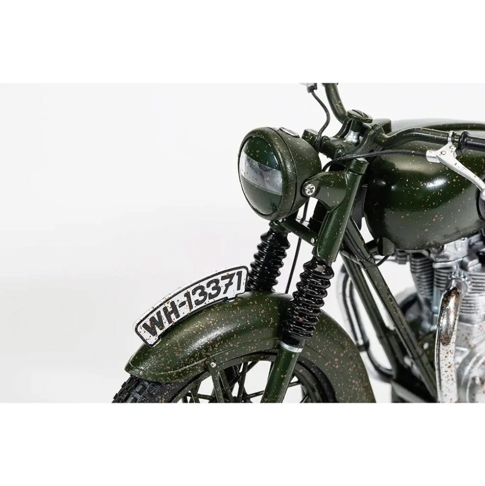 TRIUMPH TR6 TROPHY - Weathered - The Great Escape 1:12 Scale Diecast Model Motorcycle by Corgi