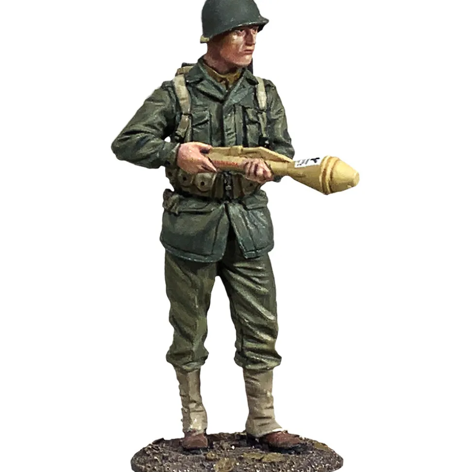U.S. Infantryman with Panzerfaust, 1944-45 1/30 Figure WILLIAM BRITAIN (25241) 1:30 Scale Metal by William Britain