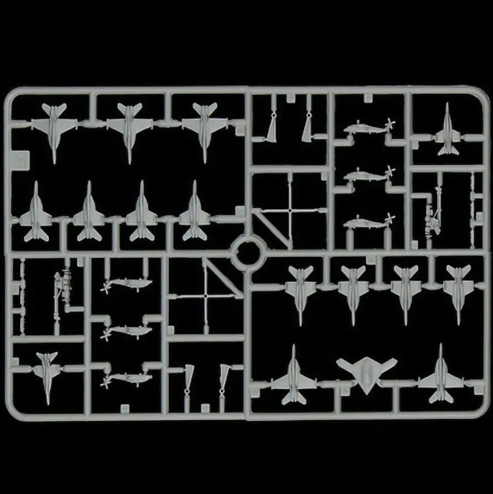 U.S.S. George H. W. Bush CCN-77 1/720 Kit 1:720 Scale Plastic Model Kit by Italeri