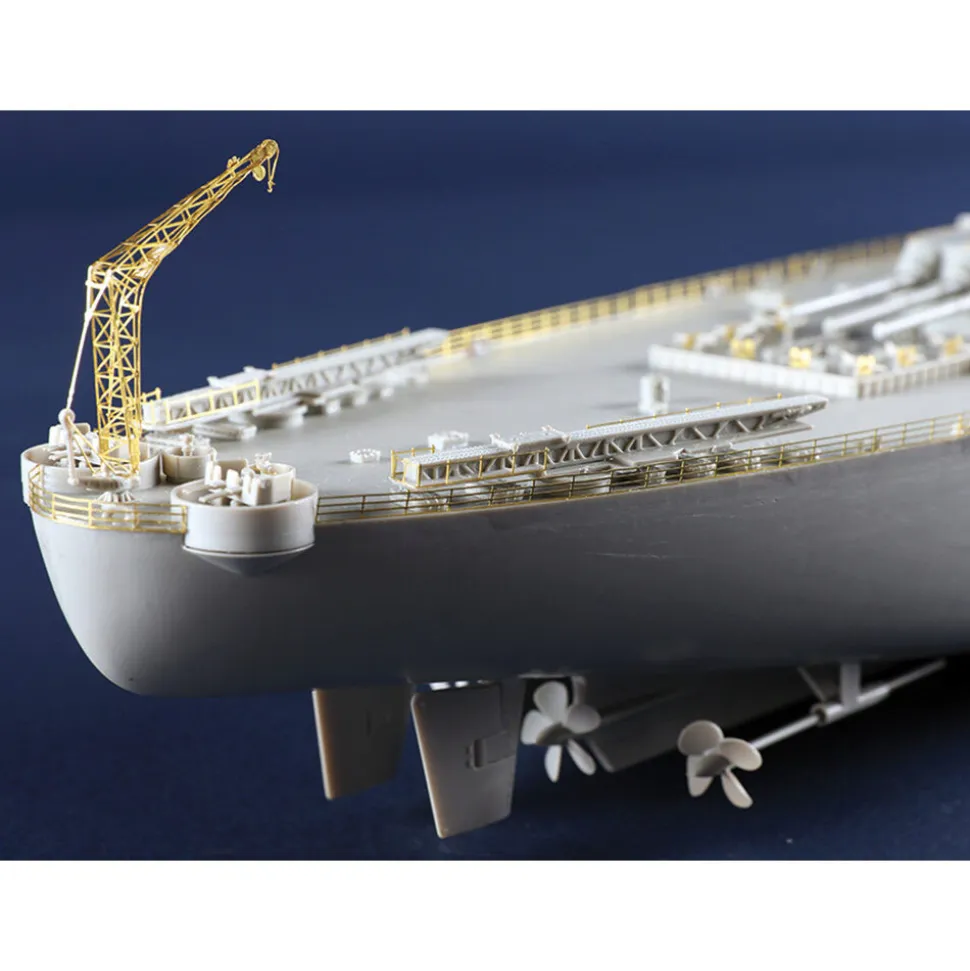 USS Montana BB-67 1/350 Kit TRUMPETER (705372) 1:350 Scale Plastic by Trumpeter